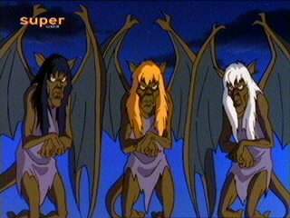 Die Schwestern als Gargoyles